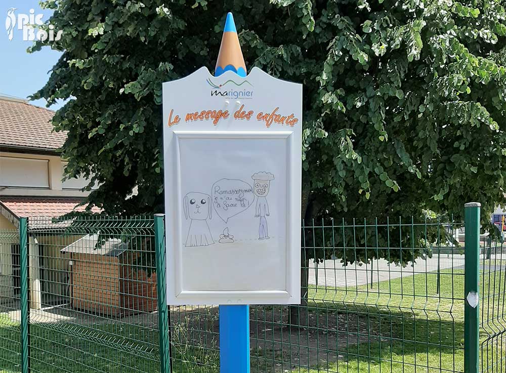 PIC BOIS - Vitrine d'affichage école - Marignier (74)