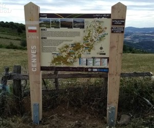 picbois-panneau-d-information-bois-69-Cenves-Sentier-St-Jacques-de-Compostelle Signalétique de randonnée pédestre | - Panneau d'information en bois avec chemin de randonnée