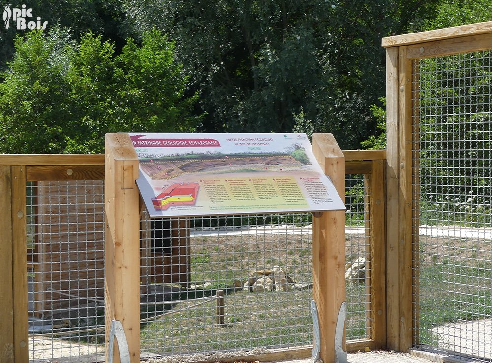 PIC BOIS - Table de lecture - Réserve naturelle géologique de Pontlevoy (41)
