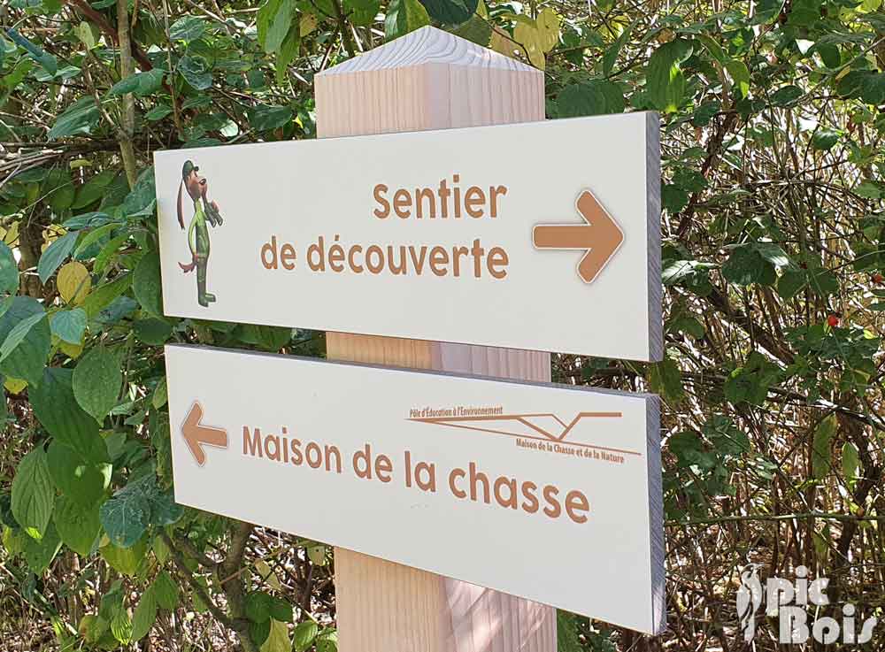 Signalétique de randonnée pédestre | PIC BOIS - Panneaux directionnels en impression - FD des Chasseurs de la Marne (51)