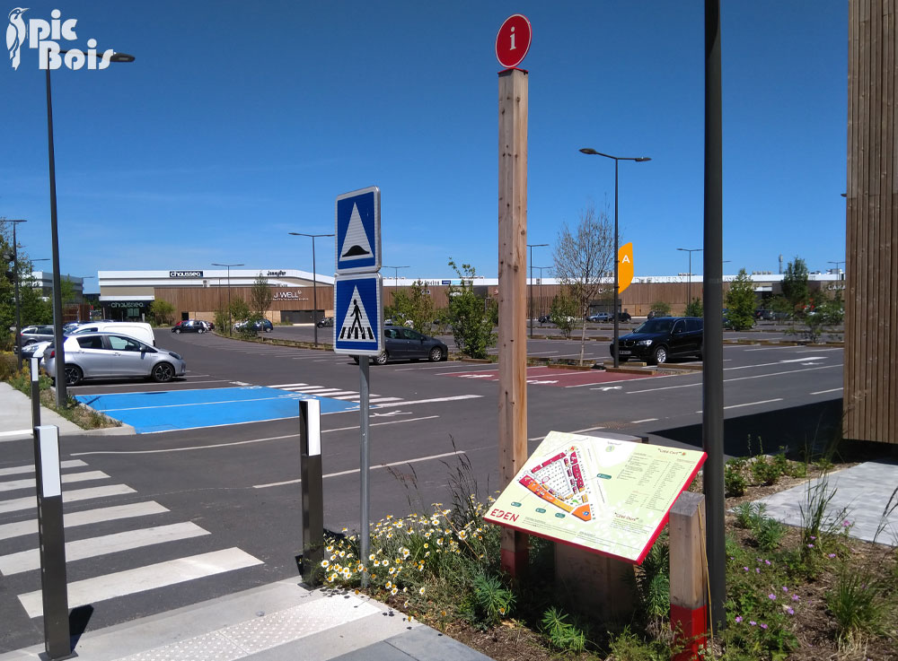 Signalétique touristique - Table de lecture - Point infos - Fabrication PIC BOIS