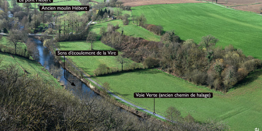 Torigny-les-Villes. Un panneau décrit le site des Roches de Ham