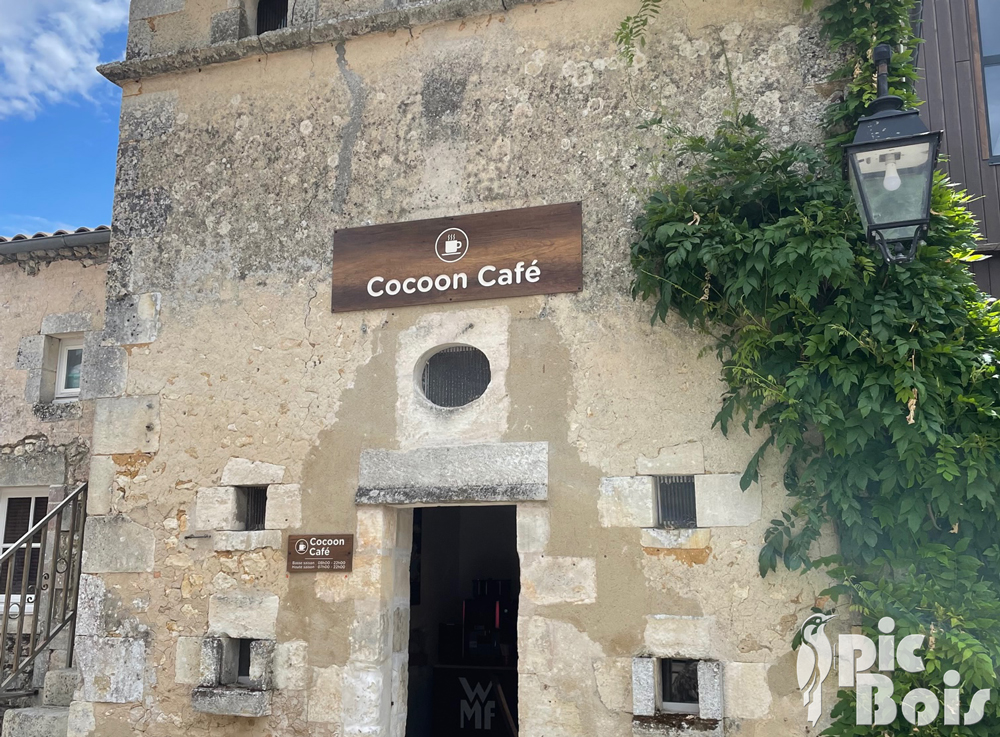 Signalétique touristique | Enseigne - Cocoone café - Sandaya Séquoia Parc