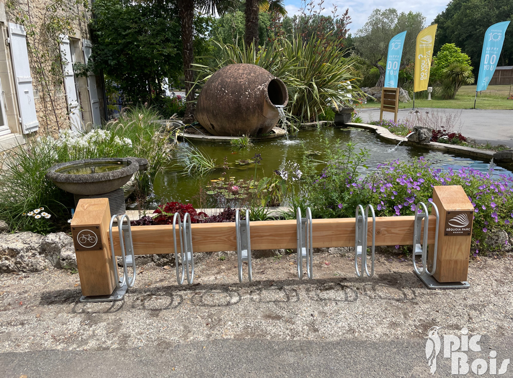 Signalétique camping | Porte-vélo - Sandaya Séquoia Parc