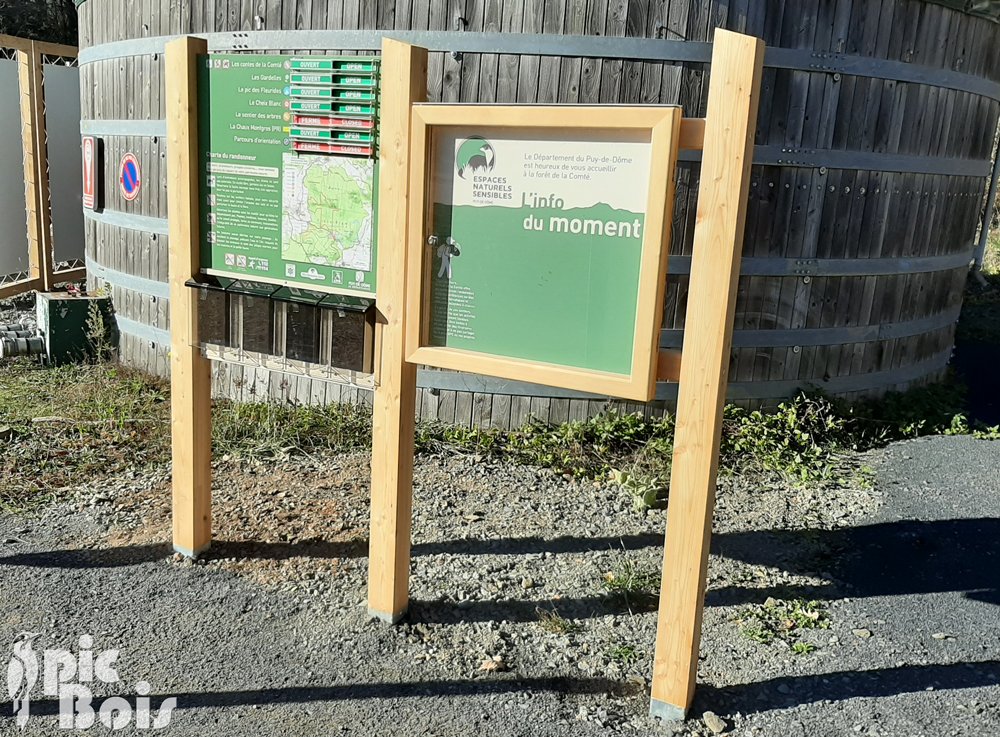 Signalétique touristique | Panneau d'affichage - Forêt de la Comté - Vic le Vicomte (63)