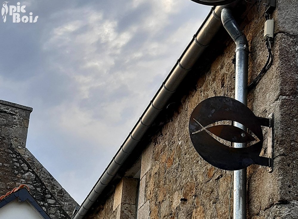 Signalétique touristique | Enseigne murale - Potence poisson - 22-St Jacut de la Mer