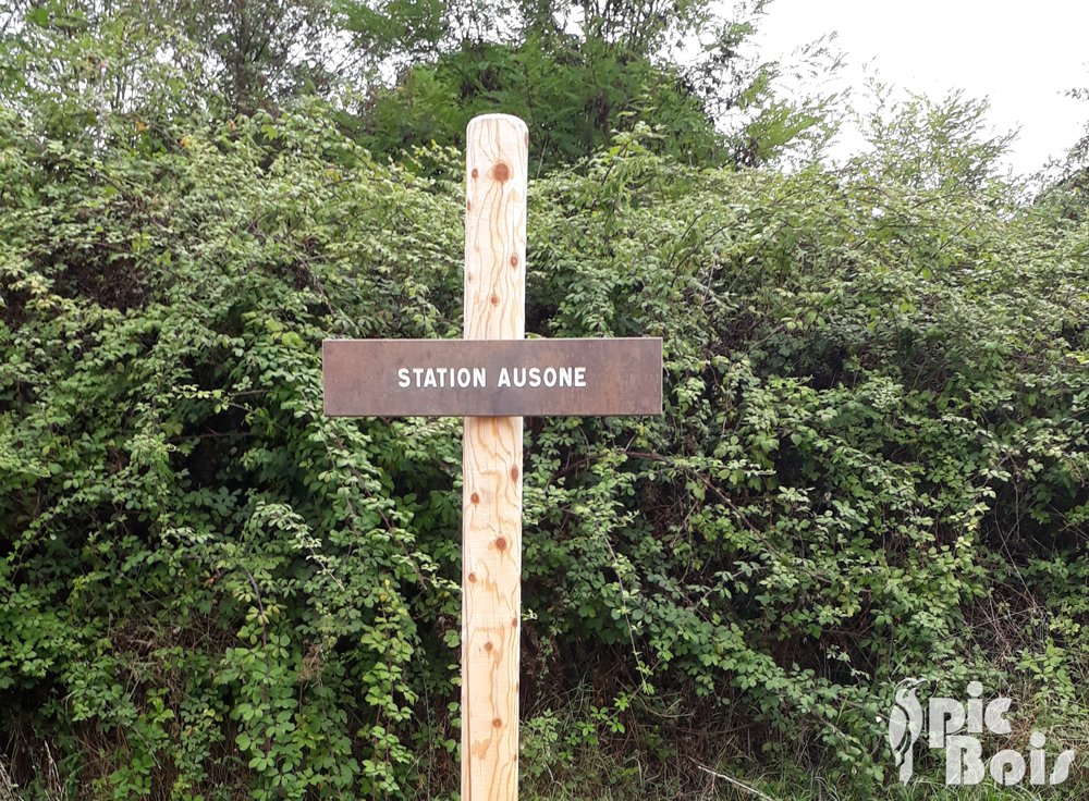 Signalétique touristique | Balisage - Station Ausone - Bordeaux (33)