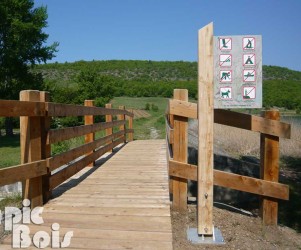 Signalétique touristique - Panneau d'information - Règlement lac - Fabrication PIC BOIS