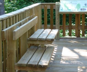 07-cruas-bancs-banc-passerelle.jpg Signalétique touristique - Banc - Passerelle - Fabrication PIC BOIS