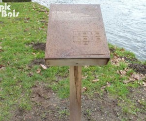 Signalétique touristique - Plaque thématique - Le vieux palais - Fabrication PIC BOIS