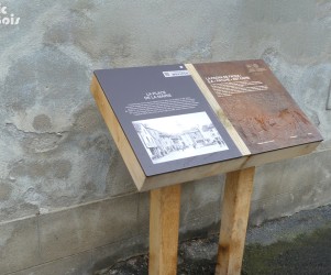 Signalétique touristique - Table de lecture - Histoire de la ville - Fabrication PIC BOIS