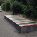 Banc – Banquettes multicolores