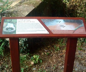 Signalétique touristique - Table de lecture - Faille géologique - Fabrication PIC BOIS