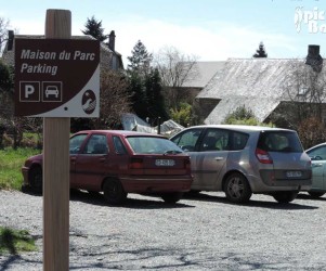 Signalétique touristique - Directionnel routier - Accueil parking - Fabrication PIC BOIS
