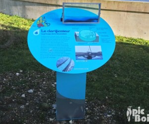 Signalétique touristique - Table de lecture - Le parcours de l'eau - Fabrication PIC BOIS