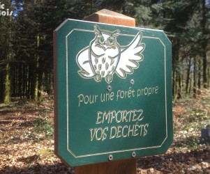 Signalétique touristique - Panneau d'information - Forêt propre - Fabrication PIC BOIS