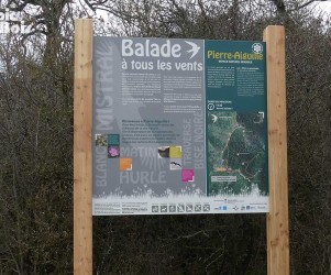 Signalétique touristique - Panneau d'information - Le Mistral - Fabrication PIC BOIS