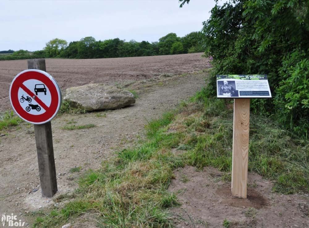 Signalétique touristique - Table de lecture - Espèces présentes - Fabrication PIC BOIS