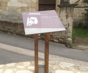 Signalétique touristique - Table de lecture - Thématique chapelle - Fabrication PIC BOIS