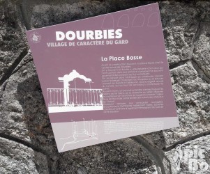 Signalétique touristique - Plaque thématique - Place basse - Fabrication PIC BOIS
