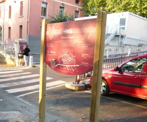 Signalétique touristique - Mobilier interactif - Jeu en ville - Fabrication PIC BOIS