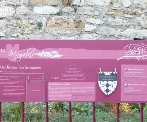 Signalétique touristique - Mobilier interactif - La château - Fabrication PIC BOIS