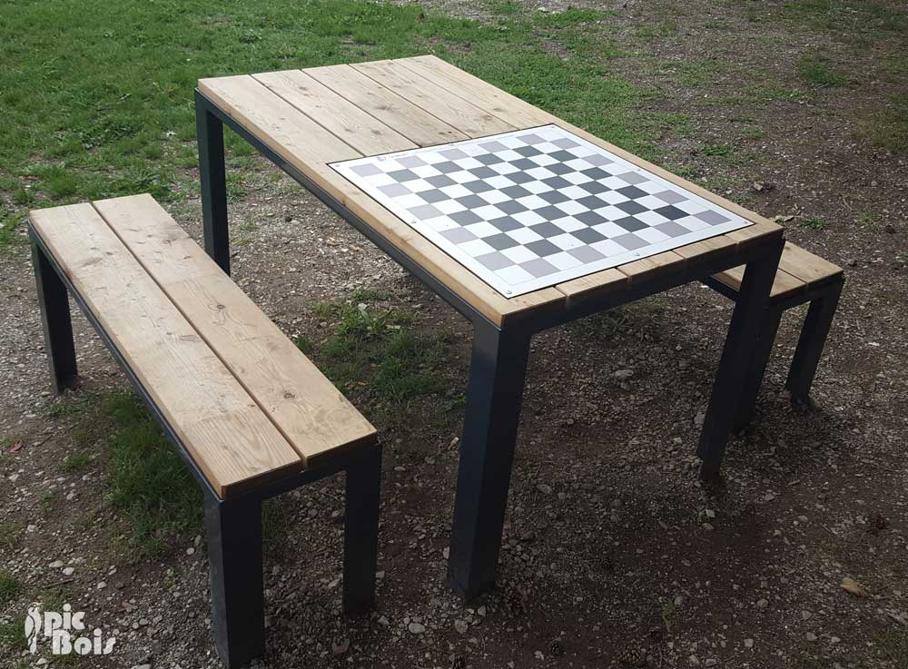 Signalétique touristique - Table de jeu - Jeu de dames - Fabrication PIC BOIS