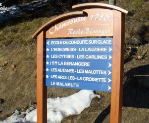38-chamrousse-signalisation-d-information-locale-signalisation-d-informations-locales.jpg Signalétique touristique - SIL - Signalétique de station - Fabrication PIC BOIS