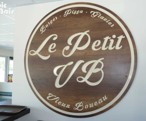 Signalétique touristique - Enseigne murale - Restaurant - Fabrication PIC BOIS