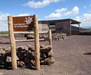 43-les-narces-de-la-sauvetat-enseignes-au-sol-panneau-d-accueil-en-corten.jpg Signalétique touristique - Enseigne - Accueil sentier - Fabrication PIC BOIS