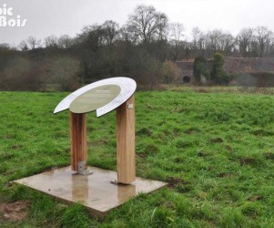 50-st-lo-tables-d-orientation-panneau-didactique.jpg Signalétique touristique - Table d'orientation - Chemin de halage - Fabrication PIC BOIS