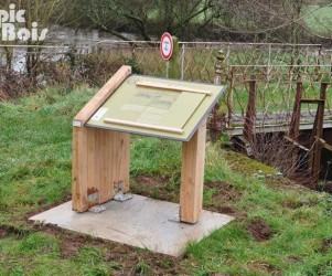 Signalétique touristique - Table de lecture - Chemin de halage - Fabrication PIC BOIS