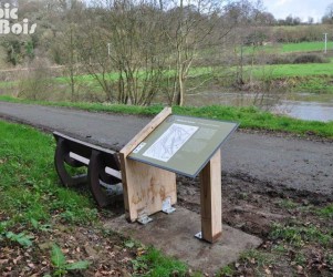 Signalétique touristique - Table de lecture - Les cours d'eau - Fabrication PIC BOIS