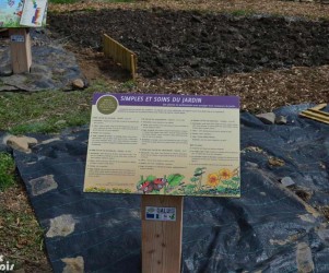 Signalétique touristique - Table de lecture - Soins du jardin - Fabrication PIC BOIS