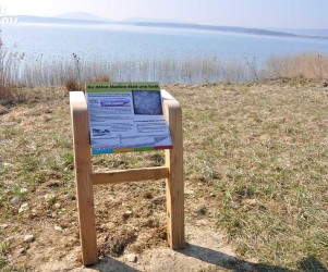 55-lac-de-madine-tables-de-lecture-paysages-de-memoire.jpg Signalétique touristique - Table de lecture - Paysages de mémoire - Fabrication PIC BOIS