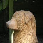 Sculpture – En bois chien