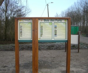 Signalétique touristique - Panneau d'information - Bois des Forts - Fabrication PIC BOIS