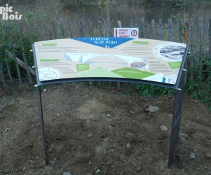 Signalétique touristique - Table de lecture - Découverte du pont - Fabrication PIC BOIS