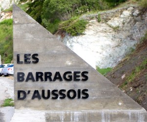 Signalétique touristique - Enseigne murale - Visite barrages - Fabrication PIC BOIS