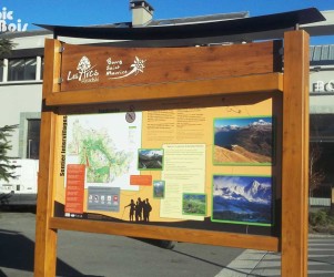 Signalétique touristique - Panneau d'information - Paradiski - Fabrication PIC BOIS