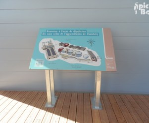 Signalétique touristique - Table de lecture - Usine de dépollution - Fabrication PIC BOIS