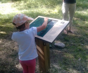 Signalétique touristique - Mobilier interactif - Taquin chamois - Fabrication PIC BOIS