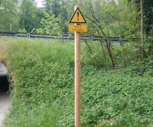 Signalétique touristique - Panneau de circulation - Piste cyclable - Fabrication PIC BOIS