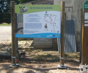 Signalétique touristique - Panneau d'information - Les déchets - Fabrication PIC BOIS