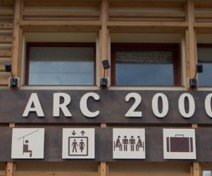 picbois-signaletique-73-les-arcs-7.jpg Signalétique touristique - Enseigne murale - Activités station - Fabrication PIC BOIS