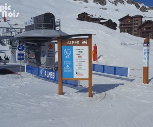 Signalétique touristique - Départ de remontée mécanique - Pistes - Fabrication PIC BOIS