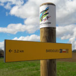 Directionnel sentier – Logo département