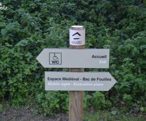 Signalétique touristique - Directionnel piéton - Accès sortie - Fabrication PIC BOIS