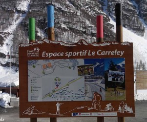 picbois-signaletique-bessans-73-2.jpg Signalétique touristique - Plan des pistes - Espace sportif - Fabrication PIC BOIS