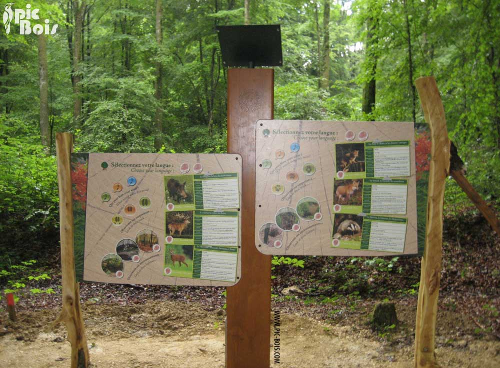 Signalétique touristique - Parcours sensoriel - Borne sonore faune - Fabrication PIC BOIS